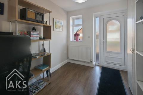 15 Field Rise, Littleover, Derby, DE23 1DT