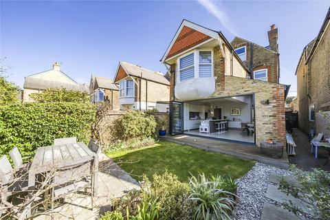 4 bedroom detached house for sale, Minerva Road, Kingston upon Thames, KT1