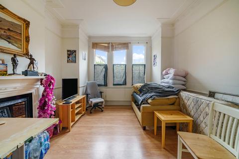 undefined, Grove Lane, London