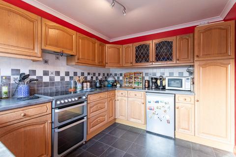 1 Ferry Crescent, Pitlochry, PH16 5DZ