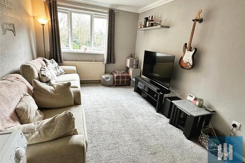 1 bedroom apartment for sale, Woodfield Court, Edgerton, Huddersfield, HD2