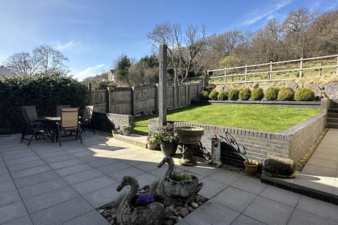 13 Maes Y Cribarth, Abercrave, Swansea, SA9 1XW