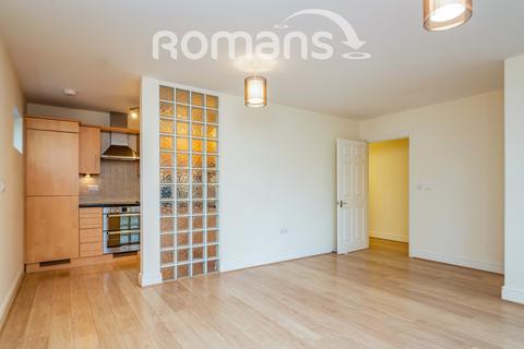 2 bedroom flat to rent, Bramshott Place, Fleet, GU51