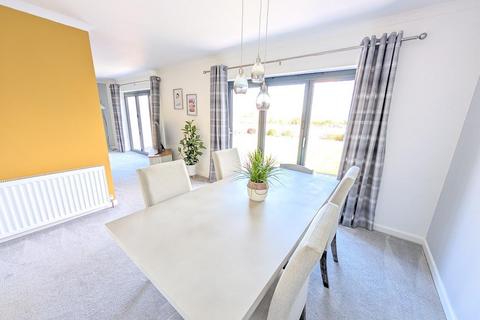 50 Crantock Drive, Almondsbury, Bristol, BS32 4HG