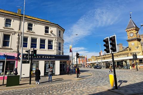 1 bedroom flat for sale, Terminus Road, Eastbourne BN21