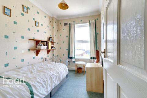 3 bedroom terraced house for sale, Greenhill Road, Pontypool