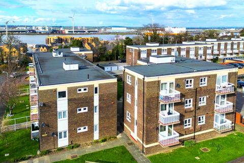 39 Fountain Walk, Northfleet, Gravesend, DA11 9JZ