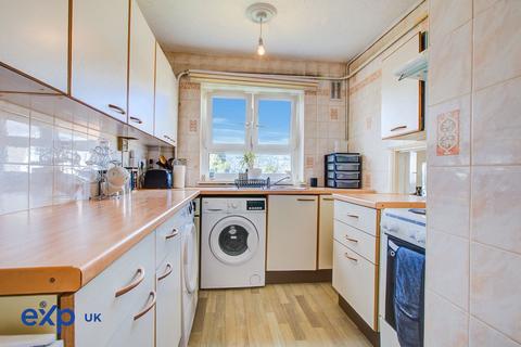 39 Fountain Walk, Northfleet, Gravesend, DA11 9JZ