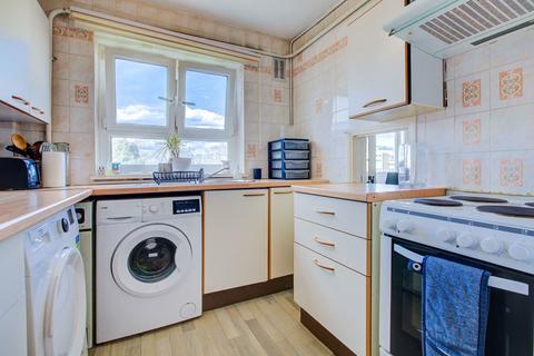 39 Fountain Walk, Northfleet, Gravesend, DA11 9JZ
