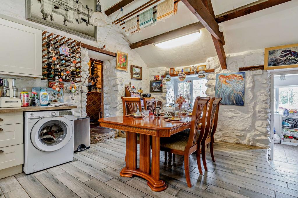 Kitchen (2)
