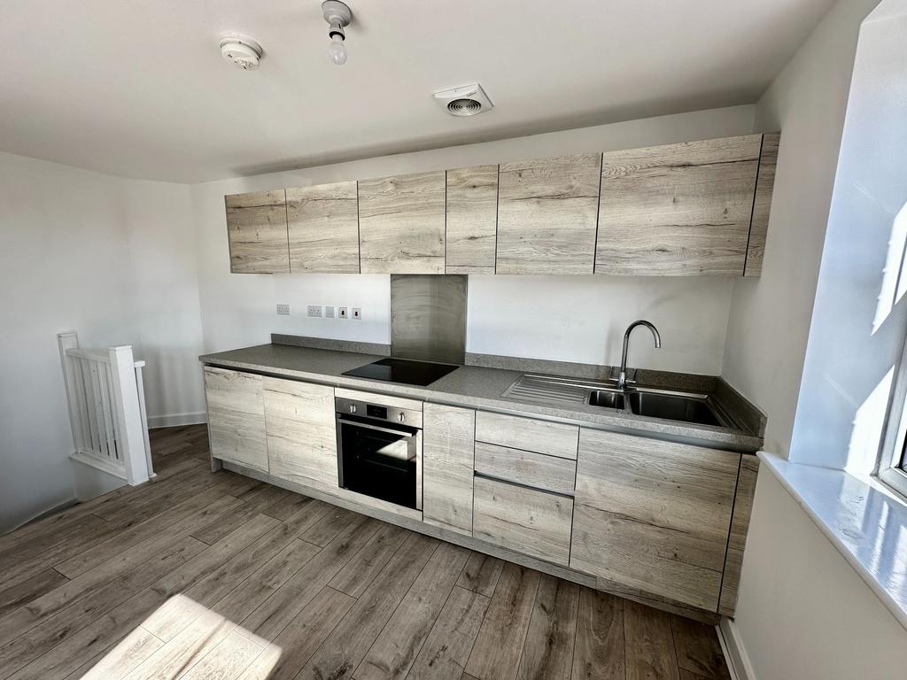 Kitchen - 2 Ellercroft Way WF8