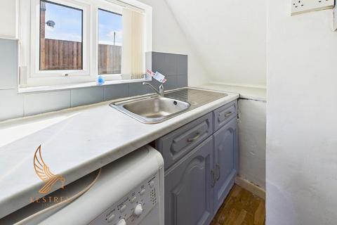 48 Hardwick Road, Featherstone, Pontefract, WF7 5HZ