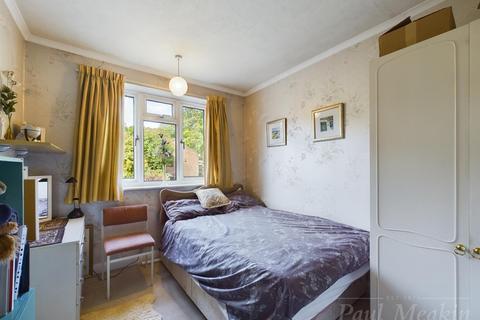 405 Stafford Road, Caterham, CR3 6NP