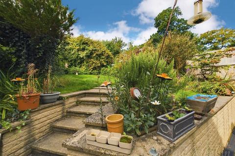 405 Stafford Road, Caterham, CR3 6NP
