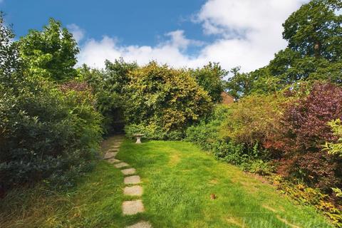 405 Stafford Road, Caterham, CR3 6NP