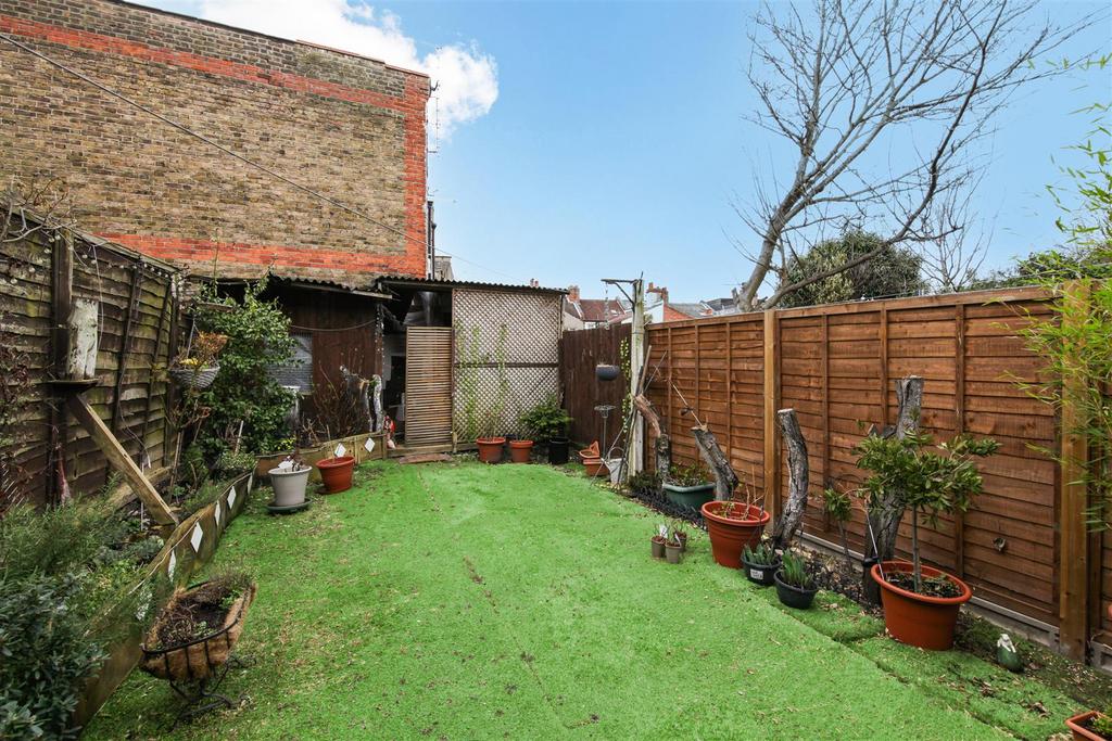 68 A Roundwood Road - ivu Iwt A9 GXIVE9 Jf Mo O8.jpg