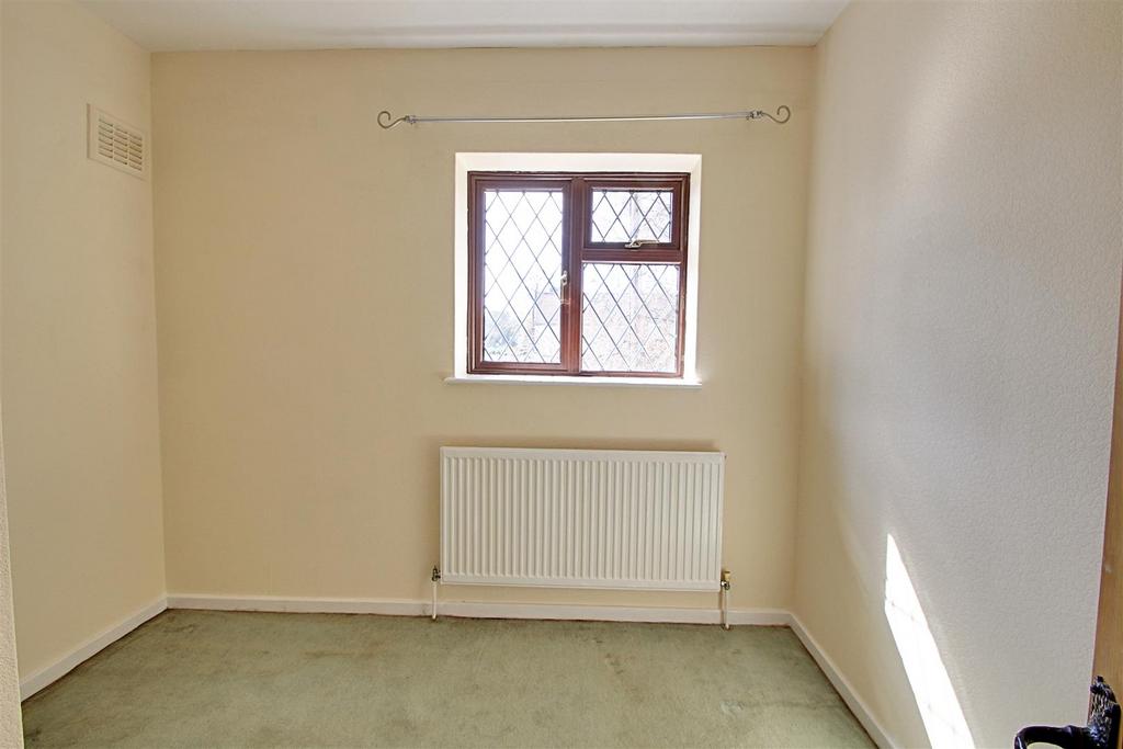 Bedroom 3.jpg