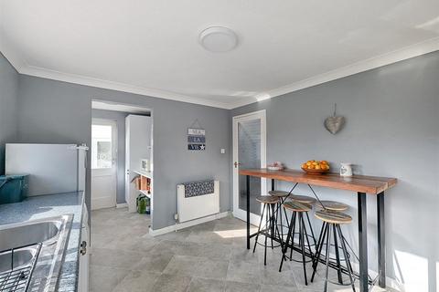 3 bedroom detached house for sale, Solent View Road, Seaview, PO34 5HX
