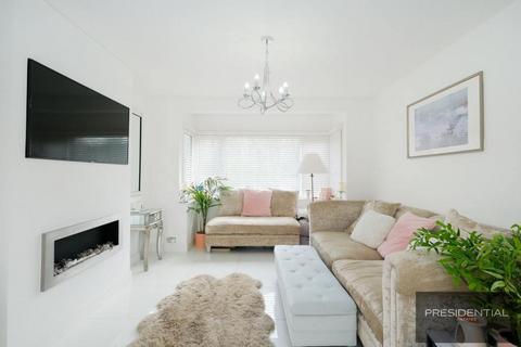 undefined, Woodford Green IG8