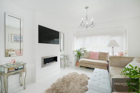 undefined, Woodford Green IG8