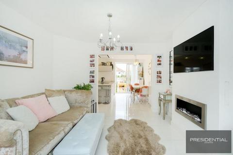 undefined, Woodford Green IG8