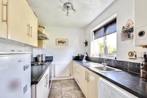 3 bedroom semi-detached house for sale, Grampian Way, Long Eaton