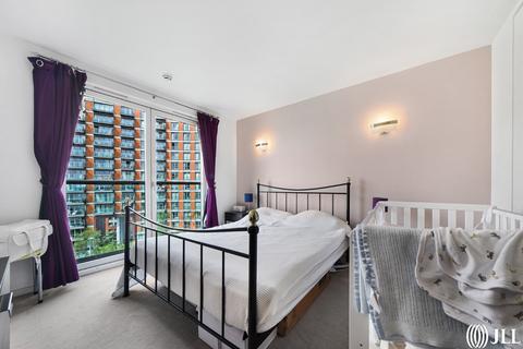 undefined, New Providence Wharf, Fairmont Avenue E14