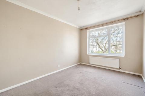 8a Peregrine Road, Sunbury-on-thames, TW16 6JP