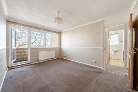 8a Peregrine Road, Sunbury-on-thames, TW16 6JP
