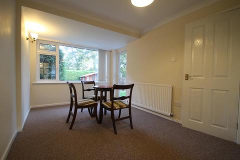 3 bedroom semi-detached house to rent, Richmond Drive, Copthorne, Shrewsbury