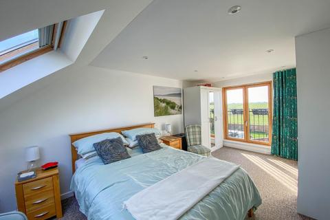 11 Red Hill Close, Great Shelford, Cambridge, CB22 5JP
