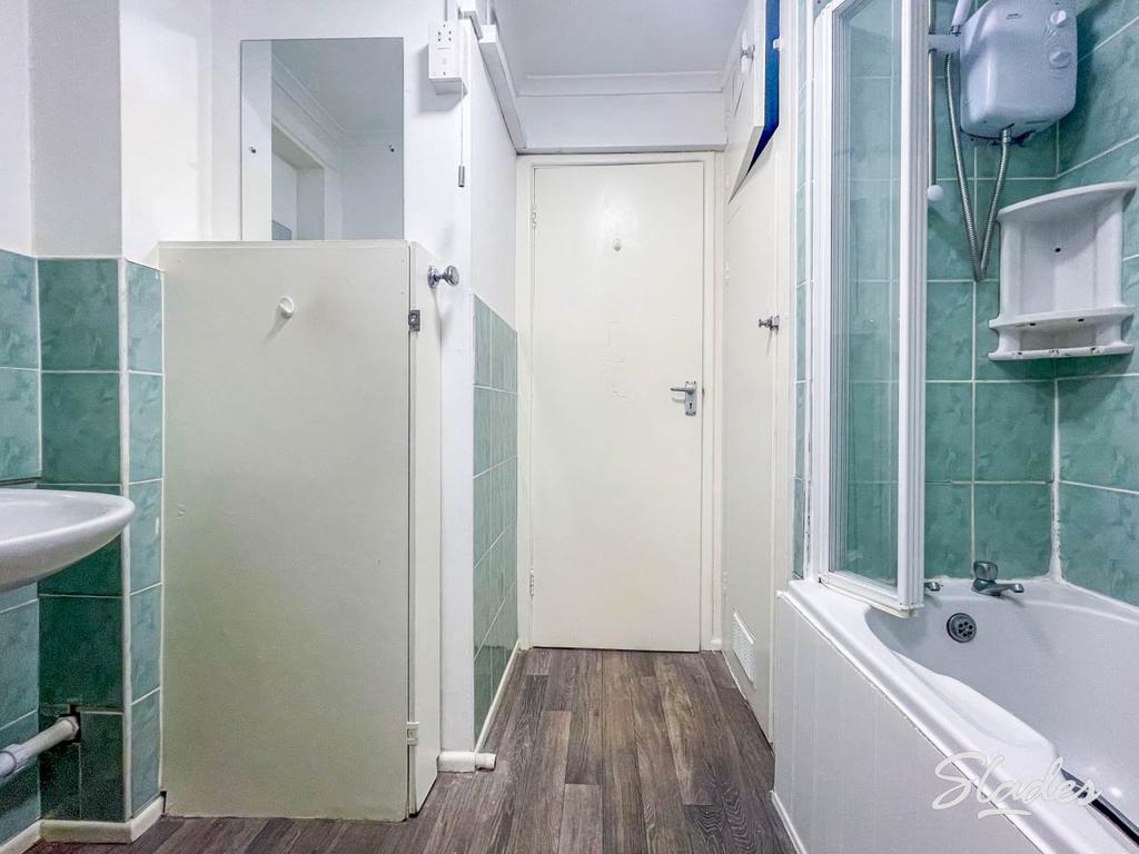 Argyll bathroom 2