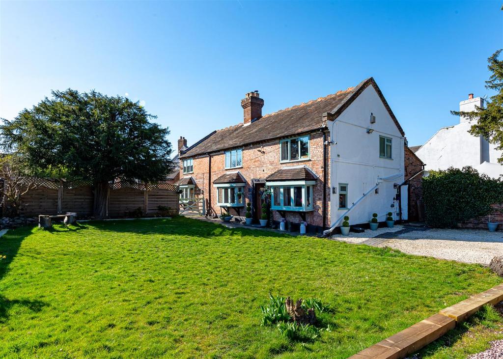 Elms Cottage-front1.jpg