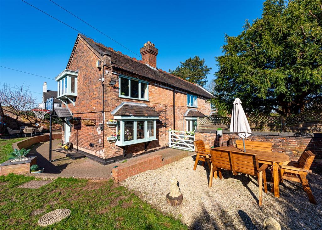Elms Cottage-front3.jpg