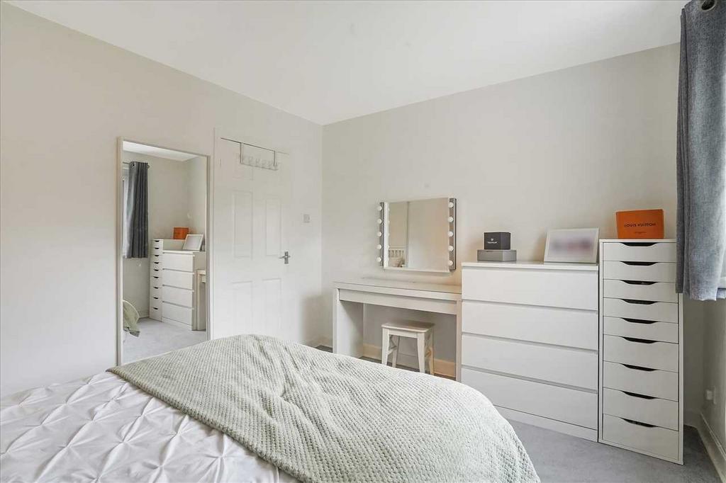 Bedroom One (2)