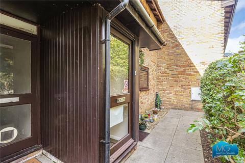 116 Puller Road, Barnet, EN5 4JT