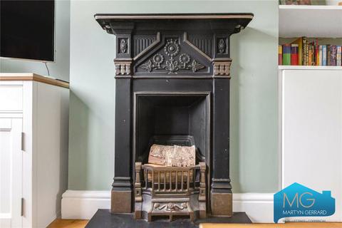 37 Nupton Drive, Barnet, EN5 2QU