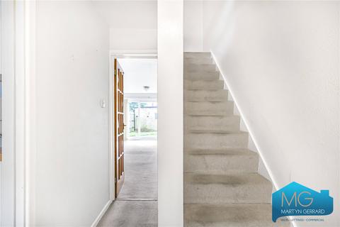 2a Victoria Road, New Barnet, Barnet, EN4 9PF