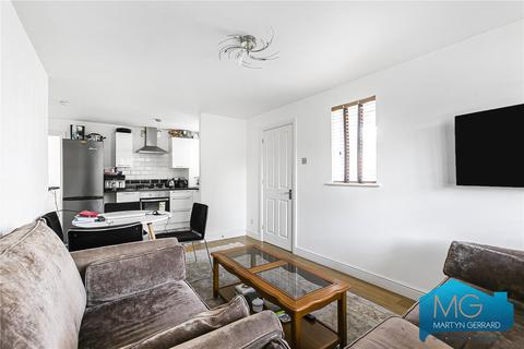 1 Boardman Close, Barnet, EN5 2NA