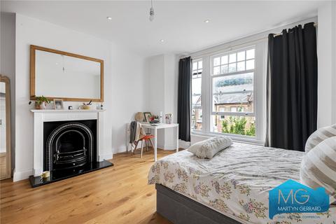 Flat 4, 2 Dickenson Road, London, N8 9EN