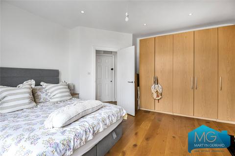 Flat 4, 2 Dickenson Road, London, N8 9EN