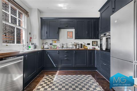 Ashleigh, 100 Crouch Hill, London, N8 9EA