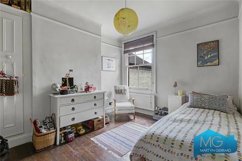 Ashleigh, 100 Crouch Hill, London, N8 9EA