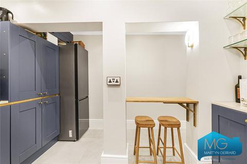 2 bedroom apartment for sale, Southwood Lane, London, N6