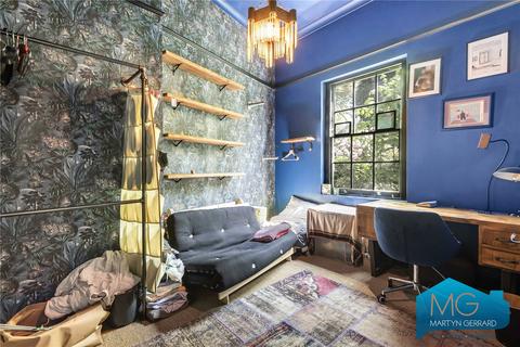 Flat 2, 12 Hornsey Rise, London, N19 3SB