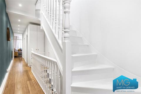 First Floor Flat, 16 Harefield Road, London, N8 8QY