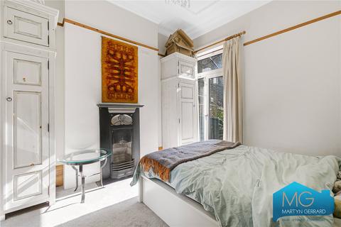 36 Baronsmere Road, London, N2 9QE