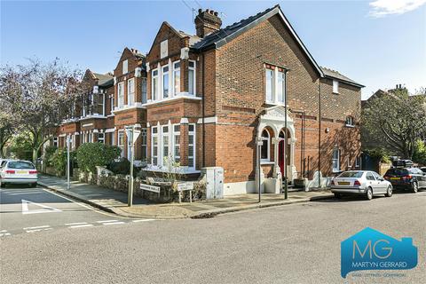 36 Baronsmere Road, London, N2 9QE