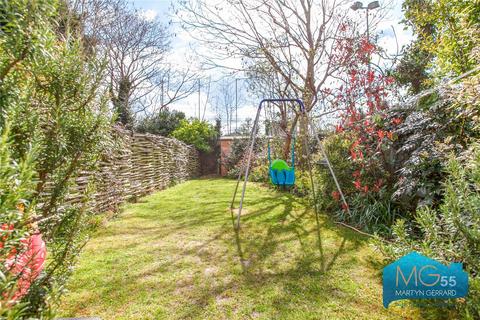 2 bedroom apartment to rent, Leslie Road, East Finchley, London, N2