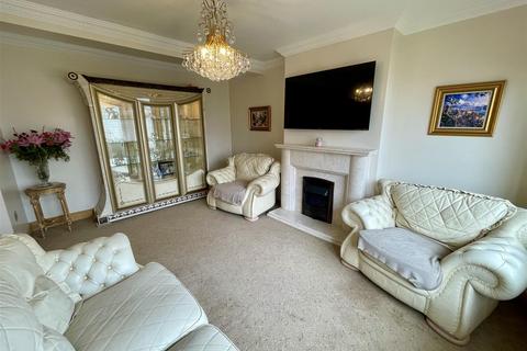 3 bedroom semi-detached house for sale, Lynton Gardens, Darlington